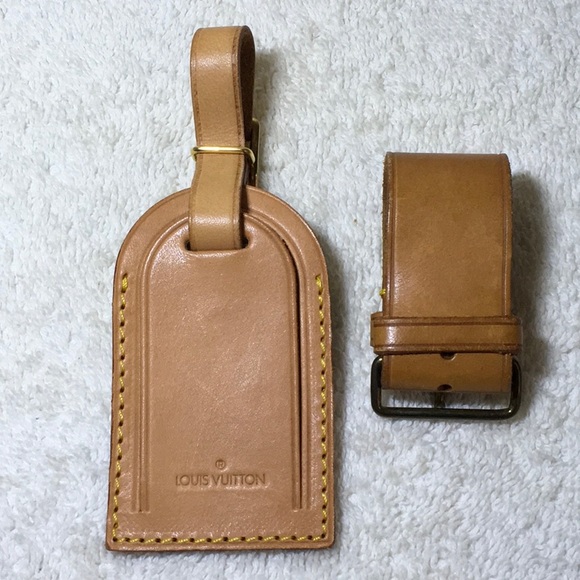 Vintage Louis Vuitton Luggage Tag and Poignet in Vachetta Leather (rrr||) - Picture 1 of 10